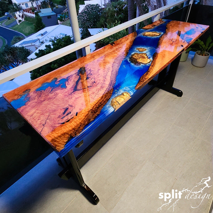 Showstopping Bar Table